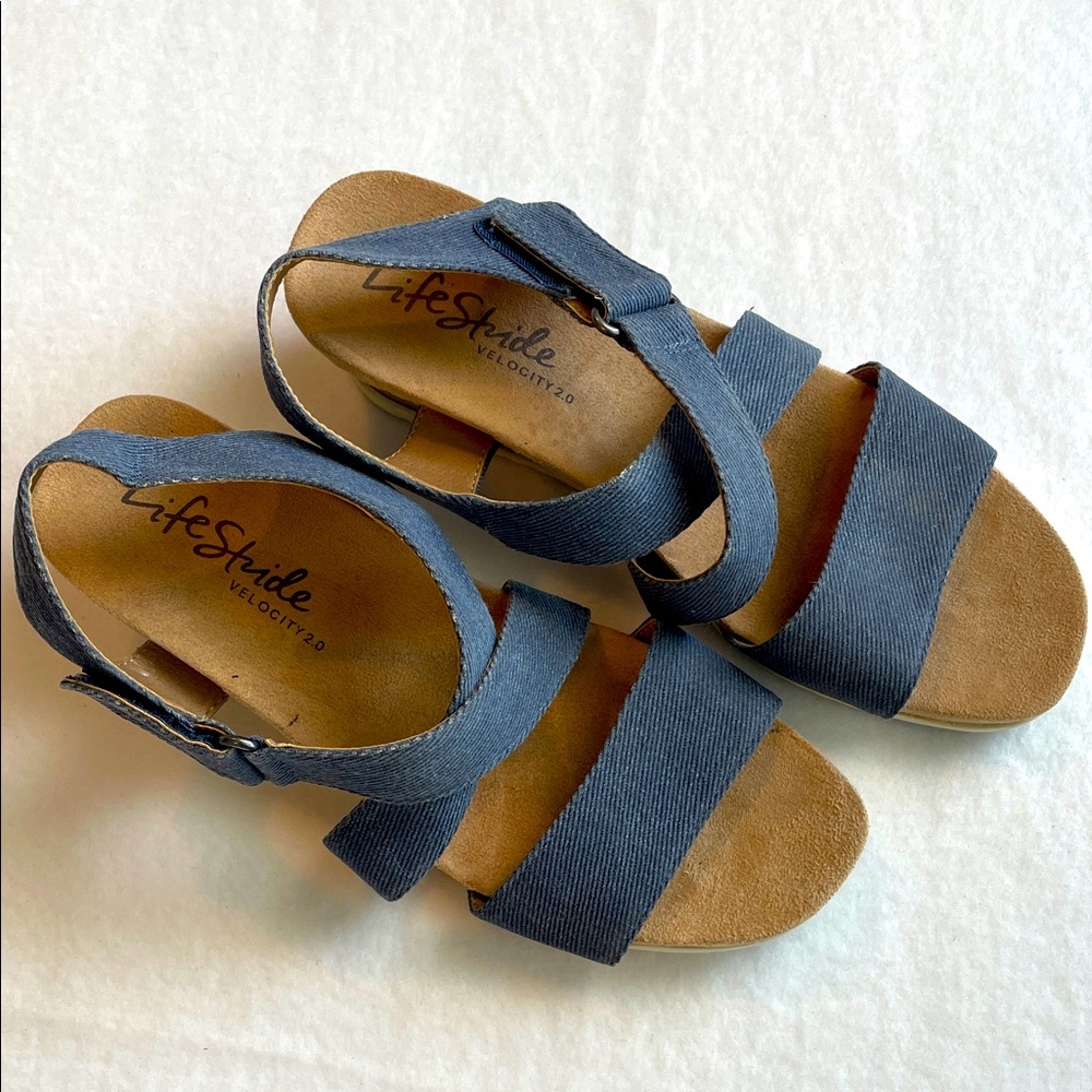 Life Stride Women's Navy Sandals Velocity 2.0
